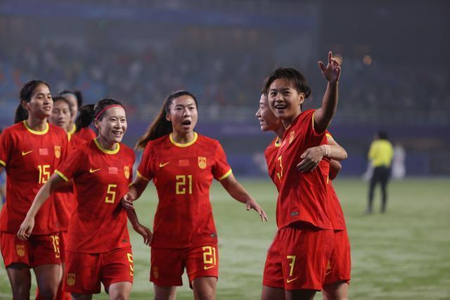 女足vs泰国回放视频直播,熬夜看完比赛,我想跟你聊聊这场球的门道 女足vs泰国回放视频直播,熬夜看完比赛,我想跟你聊聊这场球的门道
